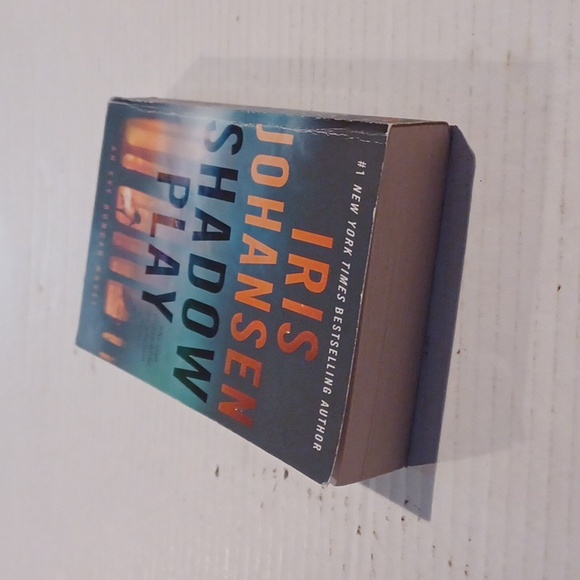 $4 Add-on "Shadow Play" by Iris Johansen - Paperback Novel - Picture 6 of 7